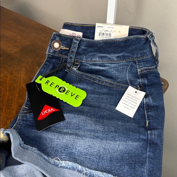 (NWT) SO Dark Blue Jean Shorts size 9 - Picture 6 of 7